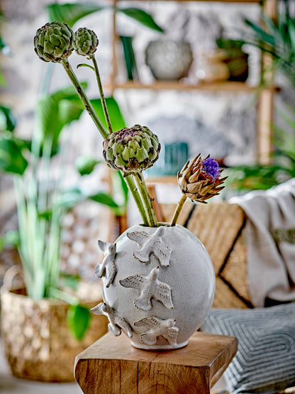 Abira Vase
