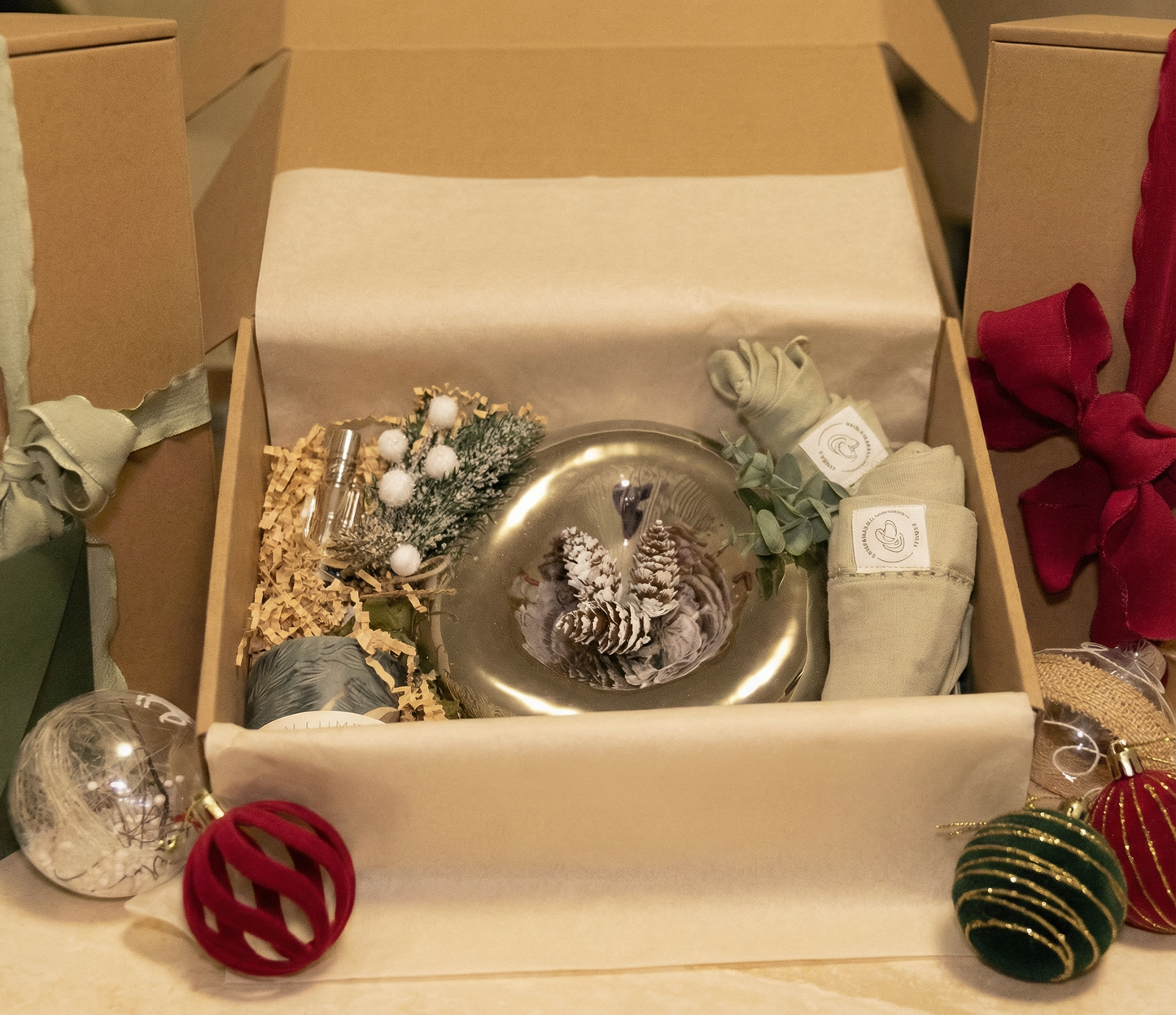 Silver Pine Gift Box
